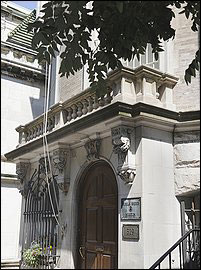 The Nicholas Roerich Museum's unassuming facade on West 107th Street.jpg